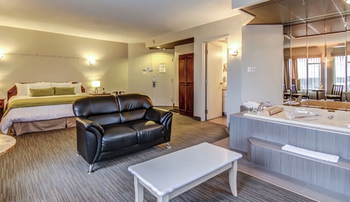 Deluxe Room, 1 King Bed