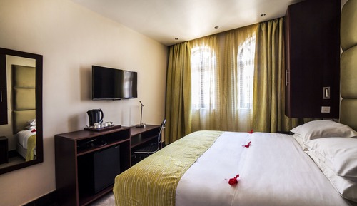 Standard Double Room, 1 King Bed