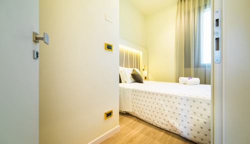 Comfort Single Room, Non Smoking, Canal View