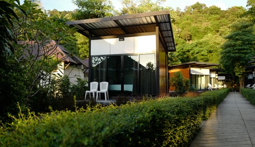Air Conditioned Bungalow Garden View Twin Room 