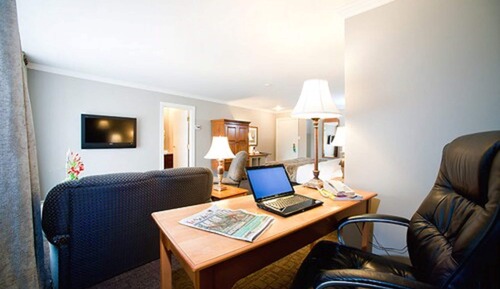 Deluxe Room, 1 King Bed with Sofa bed, Bay View