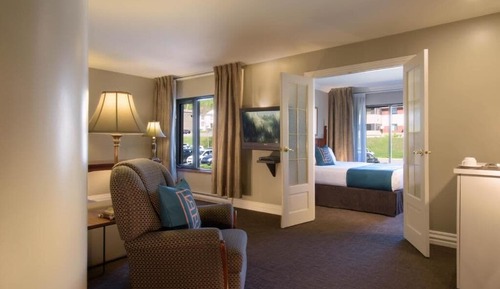 Presidential Suite, Jetted Tub