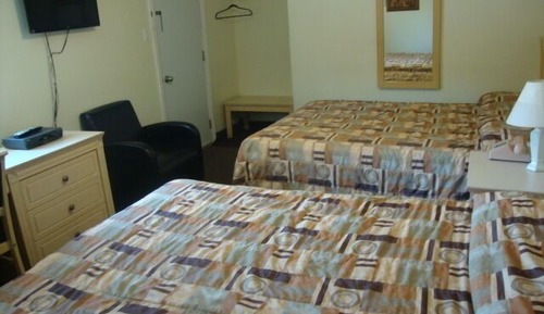 Economy Room, 2 Queen Beds (Motel)