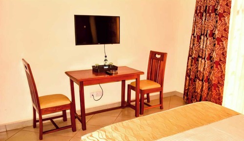 Deluxe Double Room, Garden View