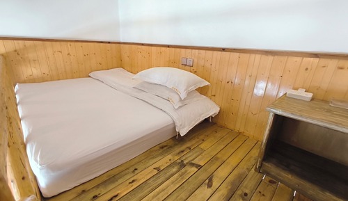 Classic Quadruple Room, Courtyard View