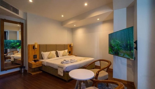 Deluxe Suite