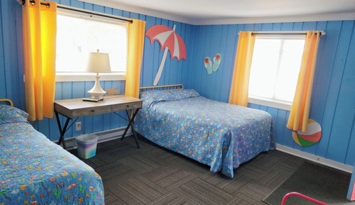Basic Double Room, 2 Double Beds