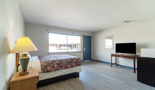 Room, 1 Queen Bed, Non Smoking