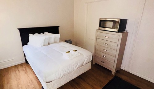 Double Room, Private Bathroom