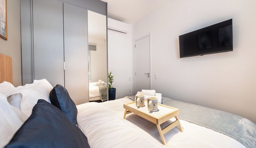 Comfort Apartment, Balcony, City View