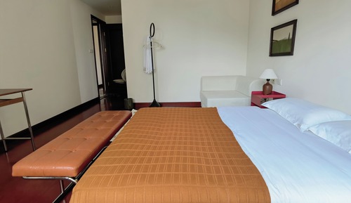 Comfort Suite, City View