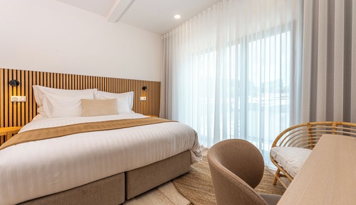 Comfort Suite, Sea View