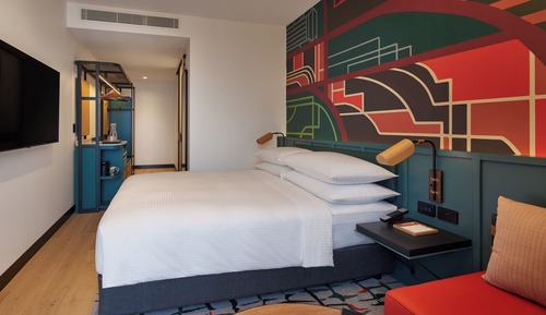 Standard Room, 1 Queen Bed