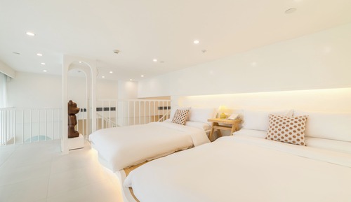 Hawaiian leisure ocean fun suite