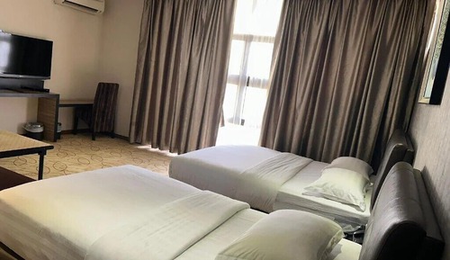 Deluxe Triple Room