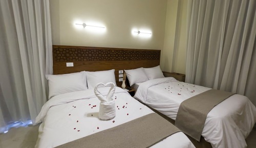 Economy Twin Room, Balcony, Garden View