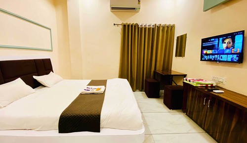 Executive Double Room, Balcony, City View