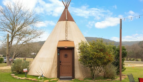 Exclusive Cabin, Multiple Beds, Non Smoking, Air conditioning