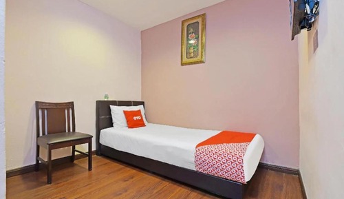 Deluxe Single Room