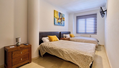 Standard Triple Room, Balcony, City View