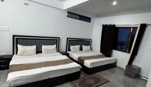 Family Room, Balcony, Mountain View