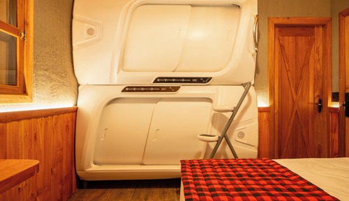 Deluxe Quadruple Room