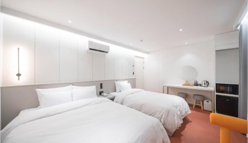 Twin Room