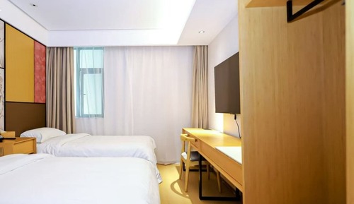 Basic Twin Room