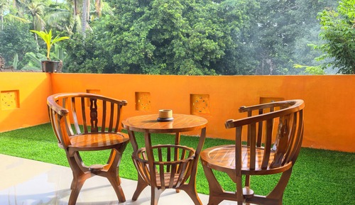 Deluxe Twin Room, Balcony, Hill View
