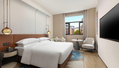 Standard Room, 1 King Bed, Non Smoking