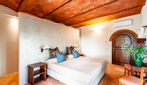 Deluxe Villa, City View