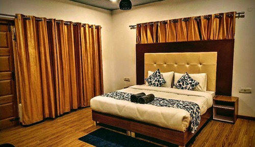 Deluxe Double Room, Hill View