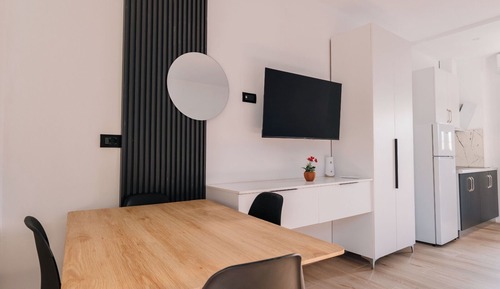 Deluxe Double Room 201, 202