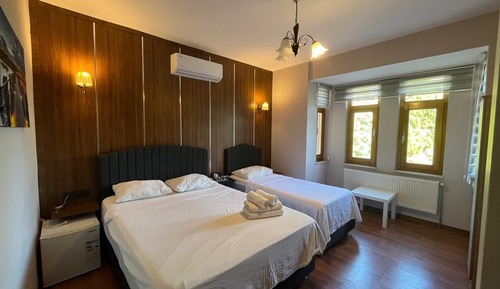 Standard Triple Room, Multiple Beds
