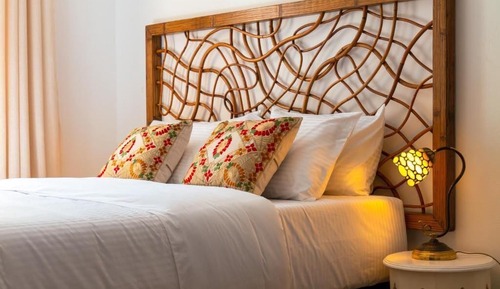 Deluxe Suite, City View