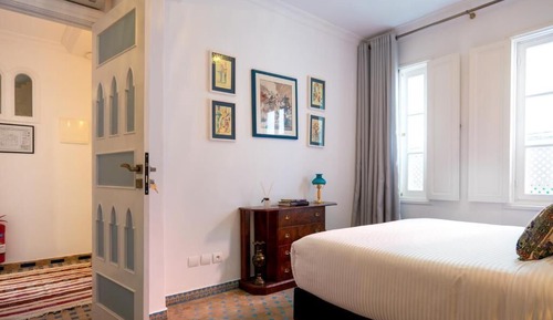 Junior Suite, 1 Queen Bed