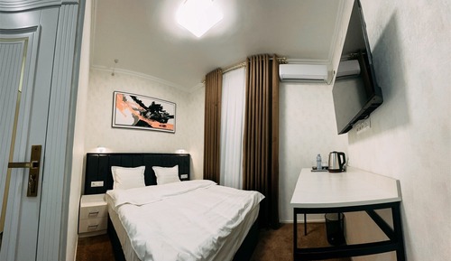Standard Double Room, City View