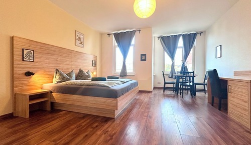 Deluxe Apartment