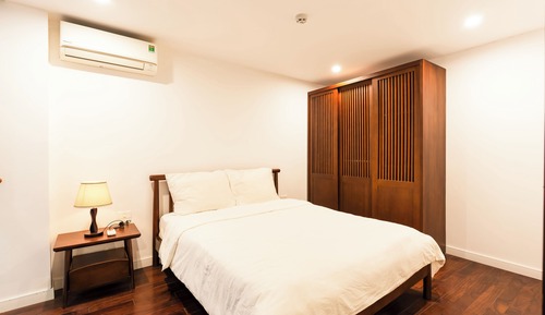 Luxury Apartment, 3 Bedrooms, Balcony, Lake View