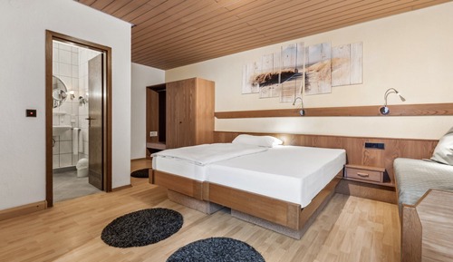 Classic Triple Room, Courtyard View