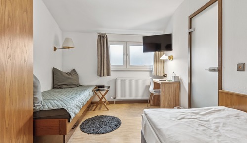 Twin Room, Courtyard View