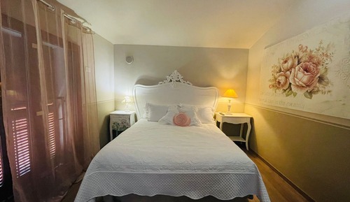 Deluxe Double Room, Garden View