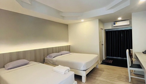 Triple Room