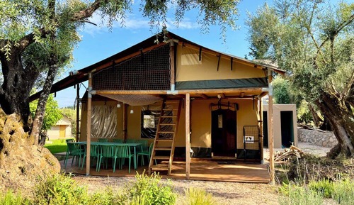 Deluxe Tent