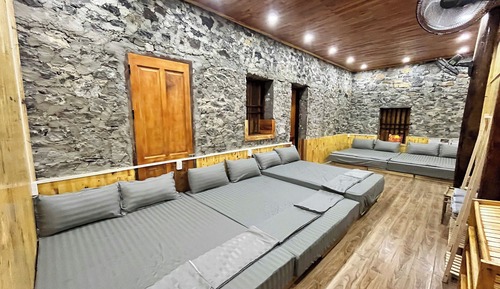Family Room, River View