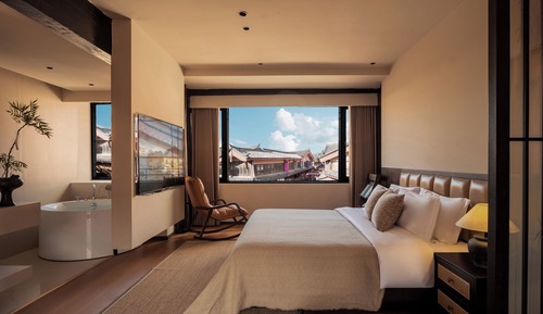 Luxury Double Room, Hill View