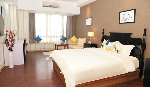 Business Double Room, City View