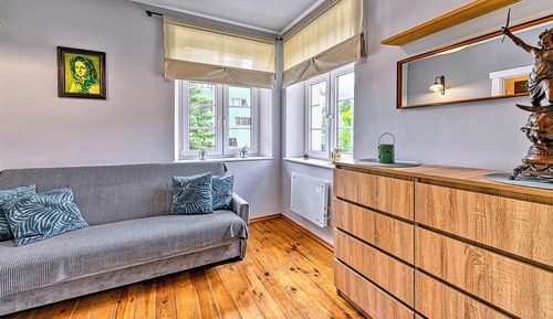 Apartment (2/6)