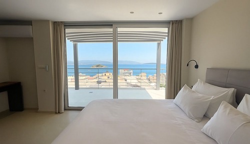 Panoramic Suite, Sea View