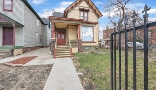 House (3 Bedrooms)